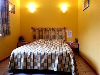 Auberge De L'Isard Saint-Denis  Extérieur photo